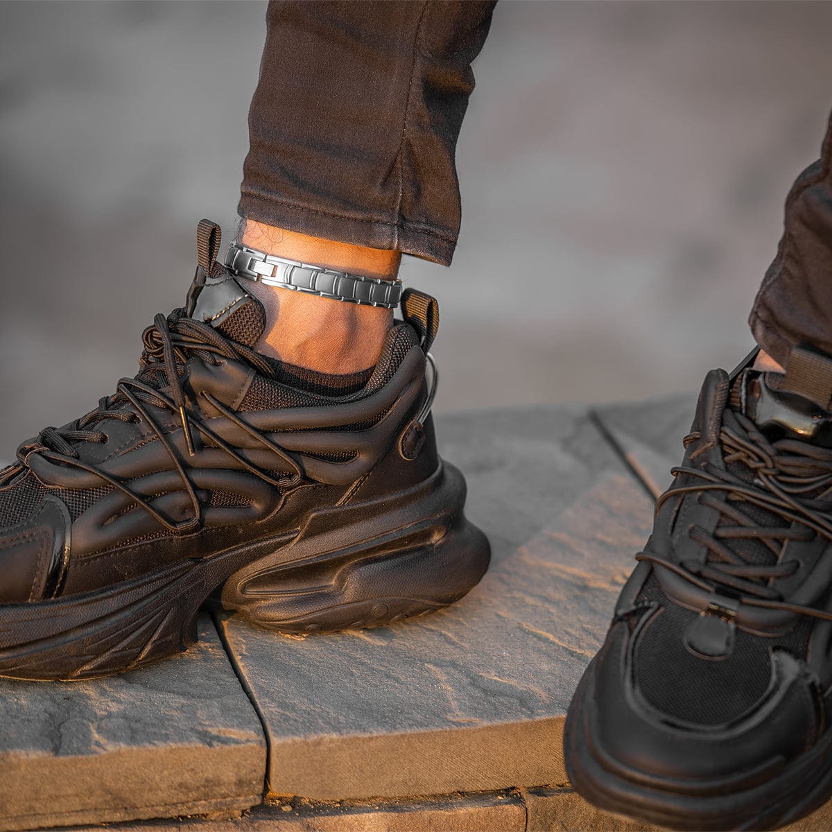 Ultra Strength Titanium Magnetic Therapy Anklet for Men (Silver)