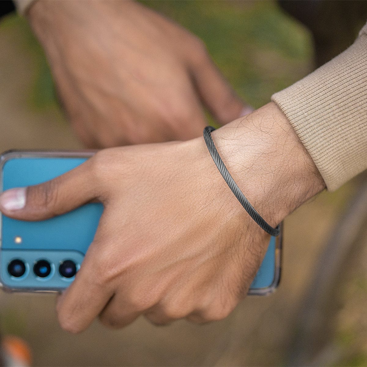 Twisted Cable Magnetic Bracelet Cuff (Gunmetal)