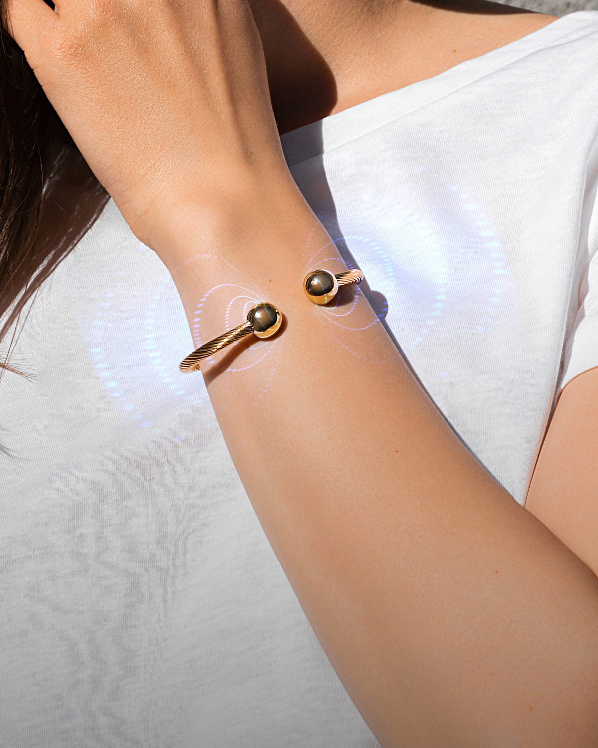 Twisted Cable Magnetic Bracelet Cuff (Gold)