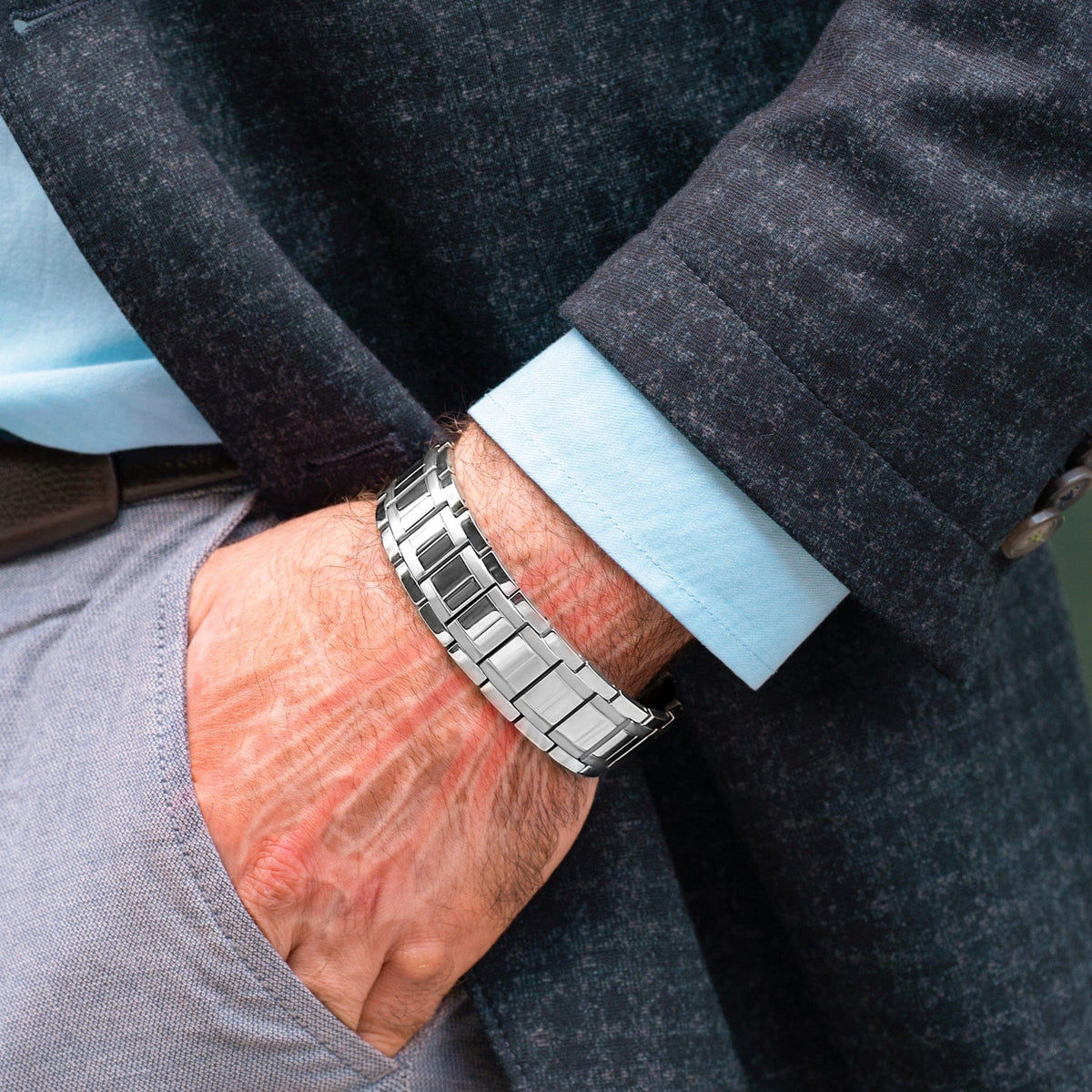 Magnetic Bracelet 3x Strength Titanium Magnetic Bracelet for Men (Silver) MagnetRX