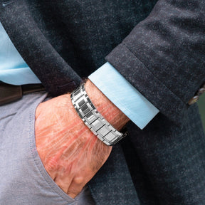 Magnetic Bracelet 3x Strength Titanium Magnetic Bracelet for Men (Silver) MagnetRX