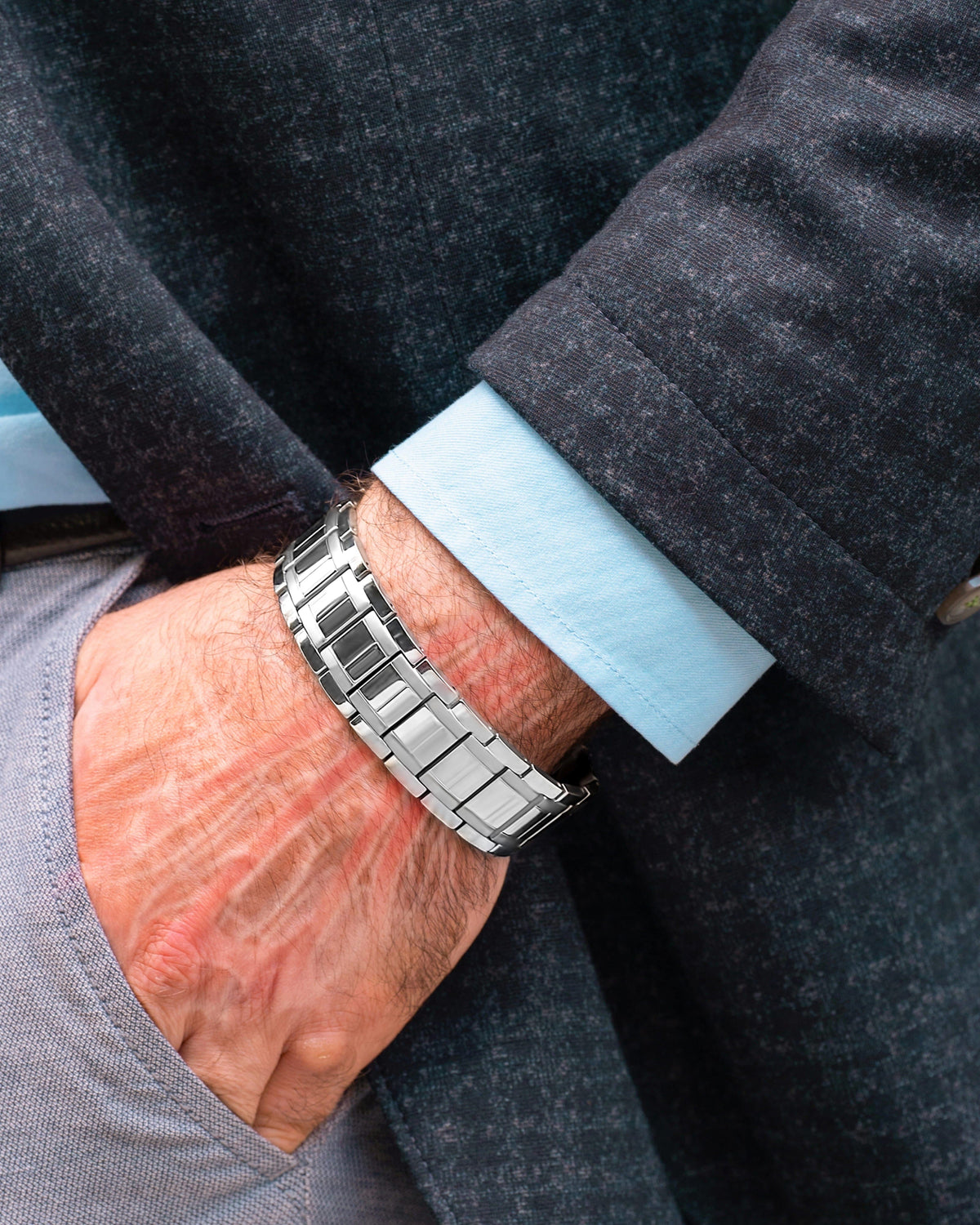 Magnetic Bracelet 3x Strength Titanium Magnetic Bracelet for Men (Silver) MagnetRX