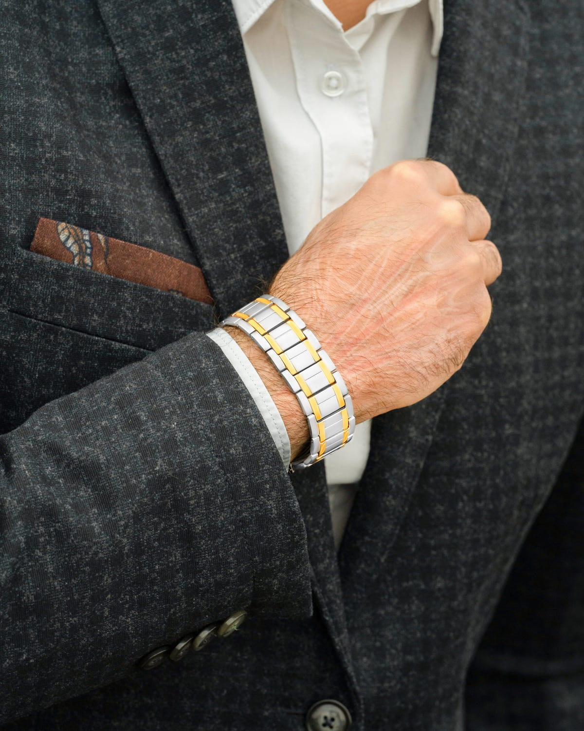 Magnetic Bracelet 3x Strength Titanium Magnetic Bracelet for Men (Silver & Gold) MagnetRX