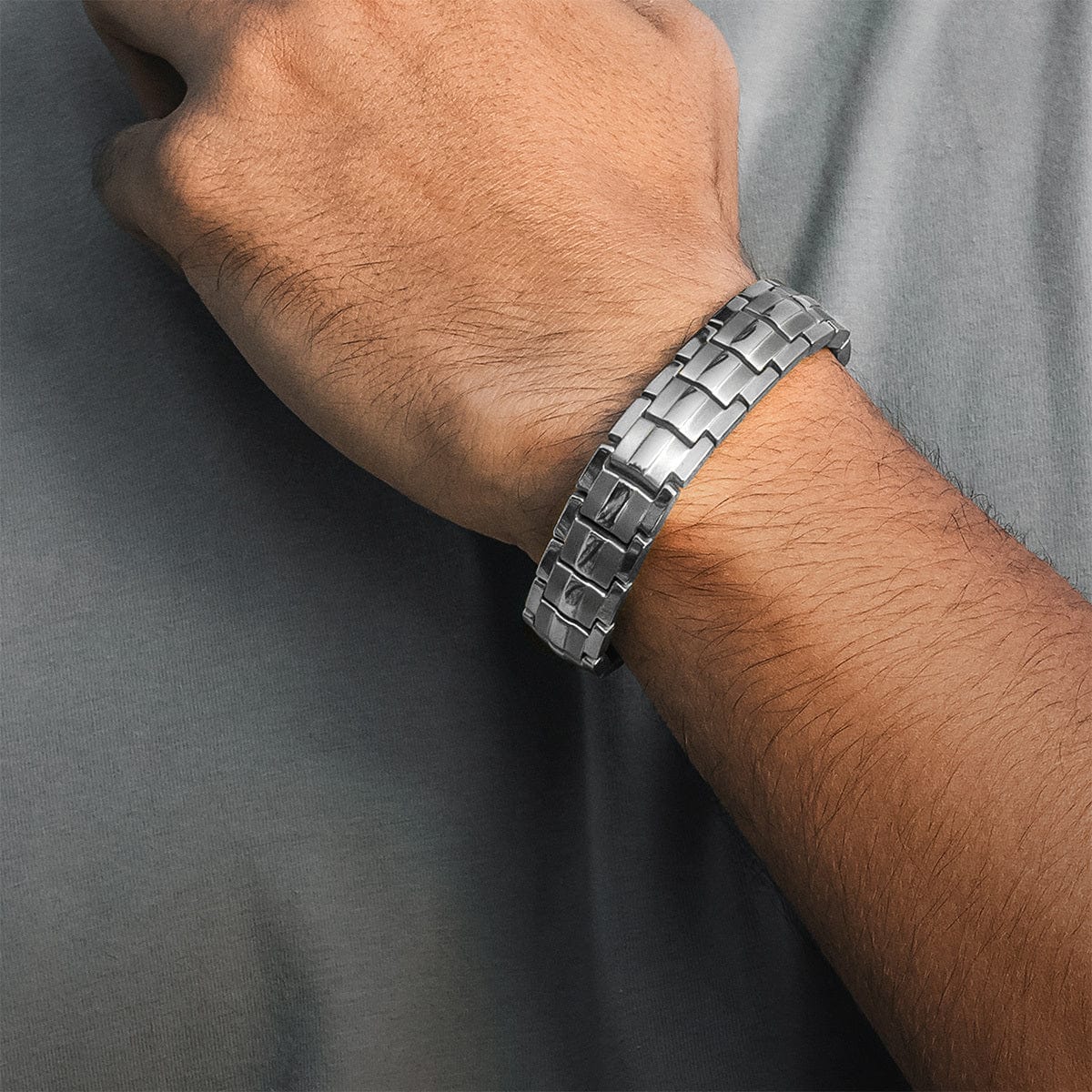 EllipseMAX Magnetic Bracelet for Men (Silver)