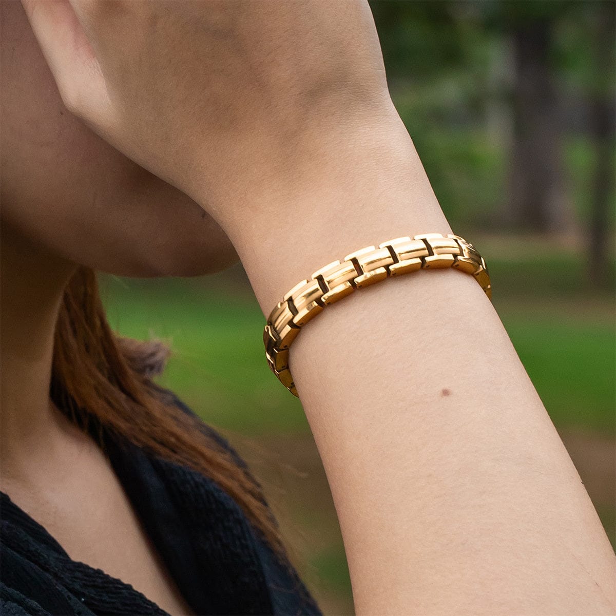 EllipseMAX Magnetic Bracelet for Women (Gold)