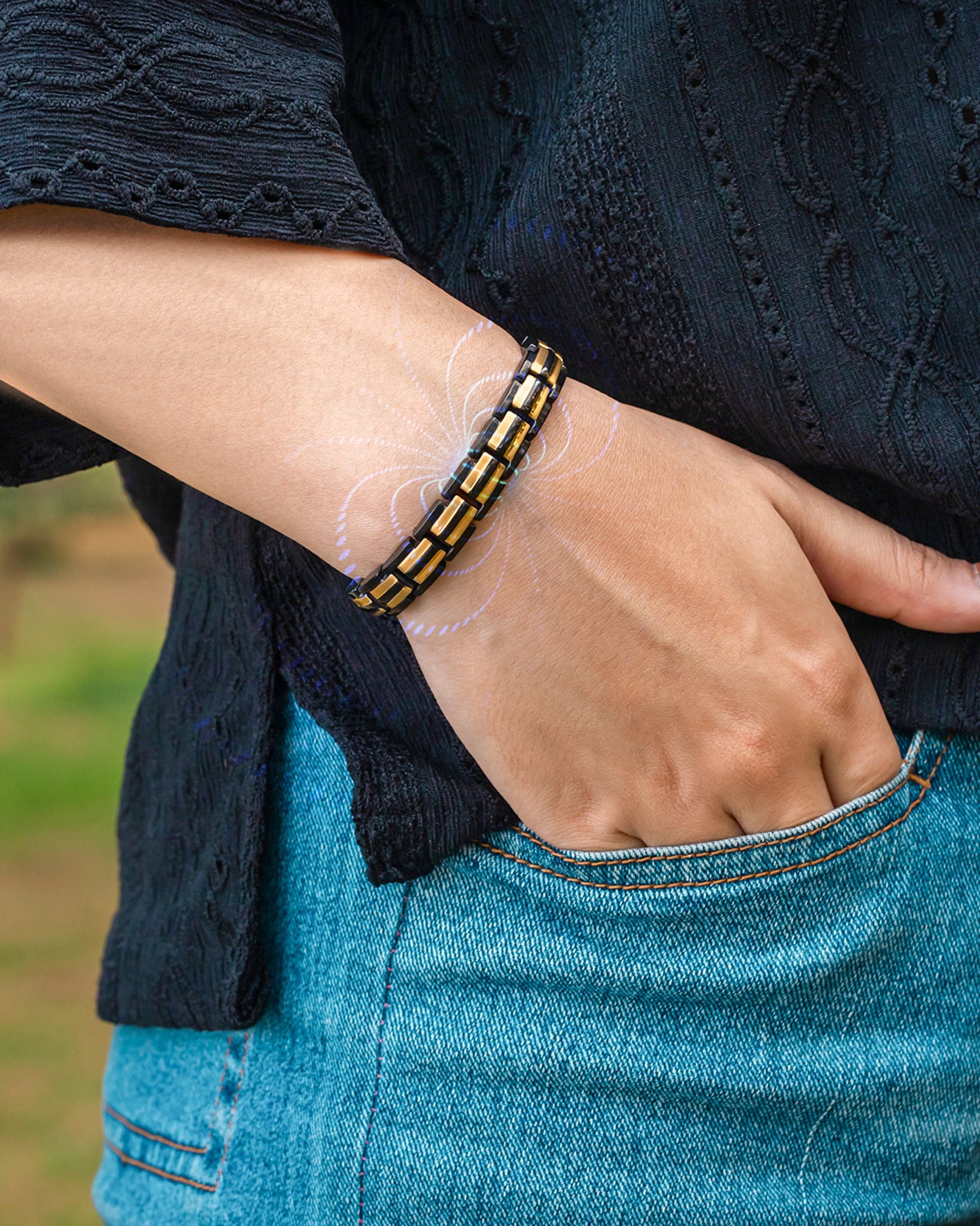 Magnetic Bundles His & Hers Matching Magnetic Bracelets – EllipseMAX Titanium (Black & Gold) MagnetRX