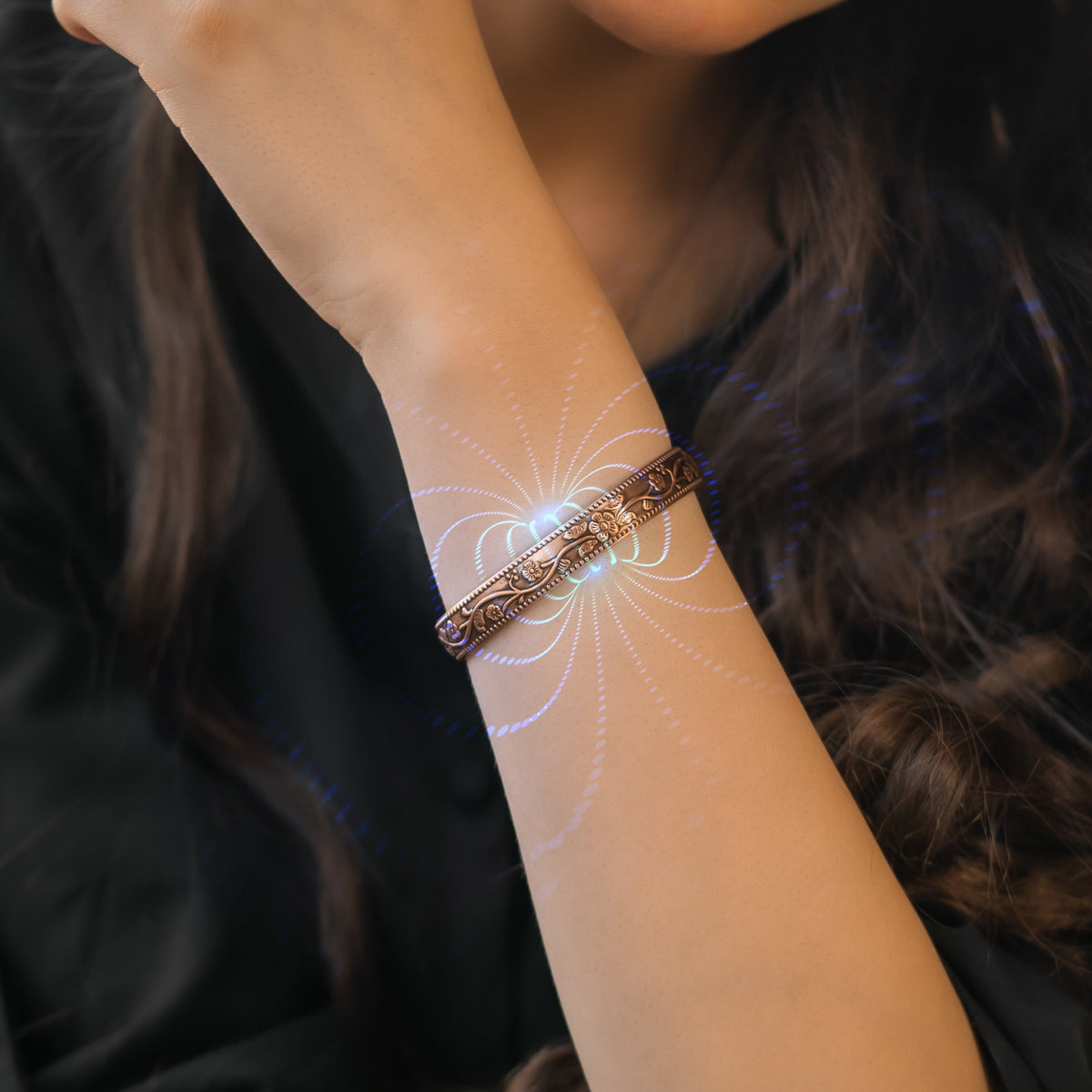 Magnetic Bundles Women’s Copper Magnetic Cuff Duo – Floral & Twisted Wire MagnetRX