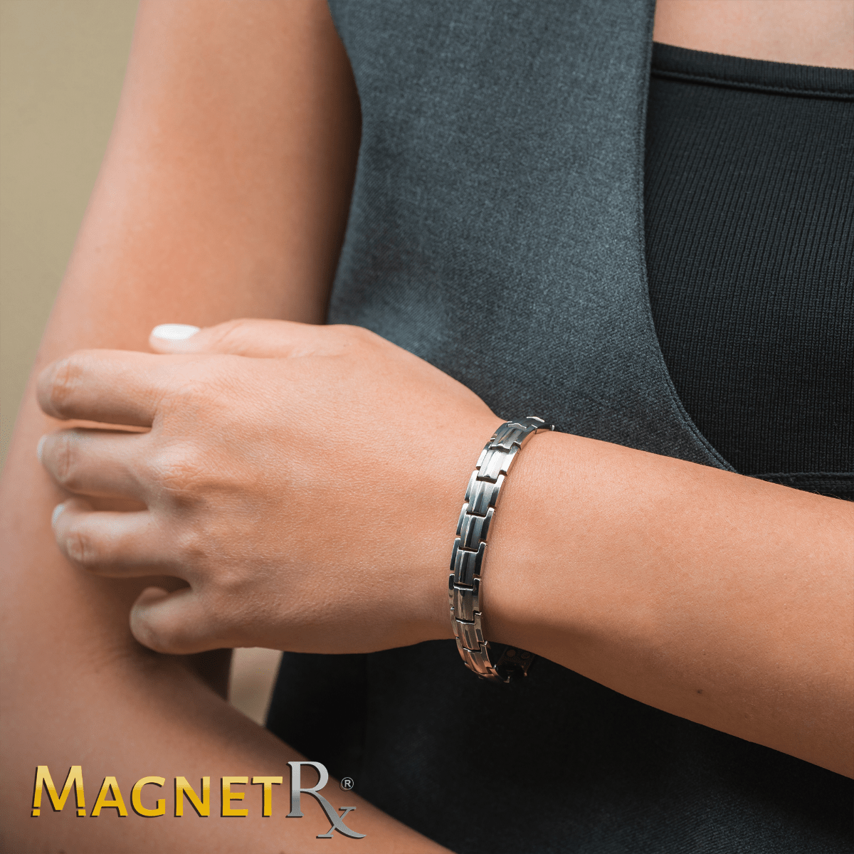 Women's Ultra Strength Silver Titanium Magnetic Therapy Bracelet